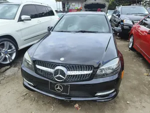 Mercedes-Benz C300 2010 Black