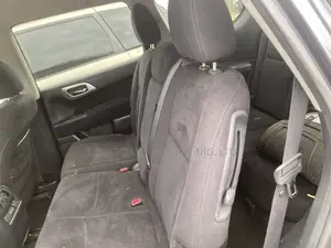Nissan Pathfinder SV 4x4 2013 Gray