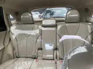 Toyota Venza V6 AWD 2010 White
