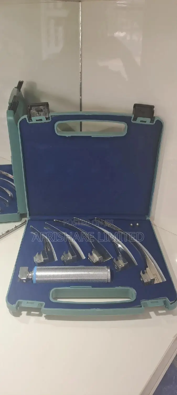 Laryngoscope Set