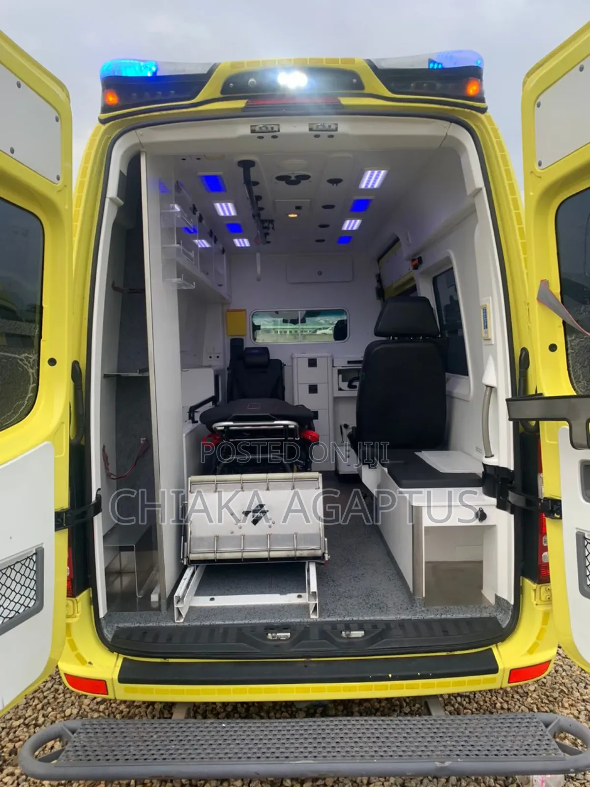 Mercedes-Benz Sprinter 2013 Yellow