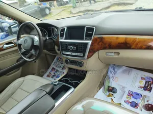 Mercedes-Benz M Class 2014 Brown