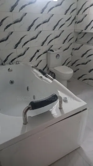 4bdrm Duplex in Inside An Estate, Adeniyi Jones for rent
