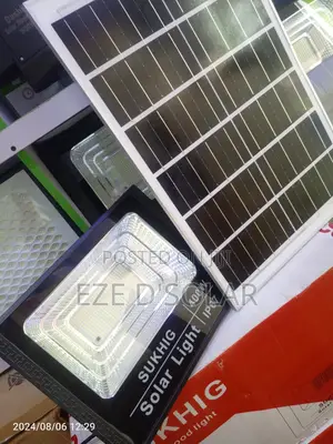 Sukhig 400watts Solar Light