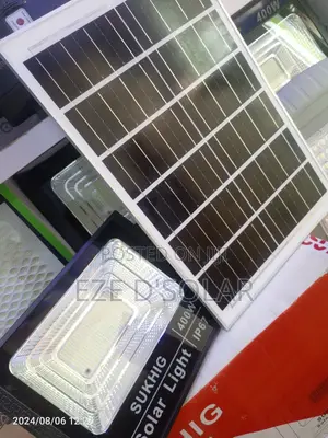 Sukhig 400watts Solar Light