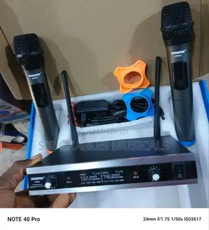 Original Shure UR8D Professional Wireless Microphone