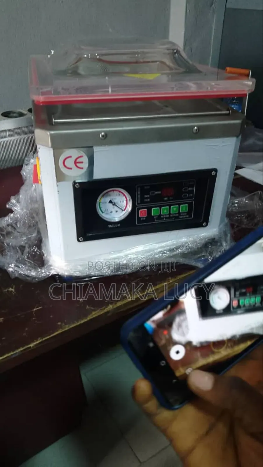 Vacuum Sealing Machine