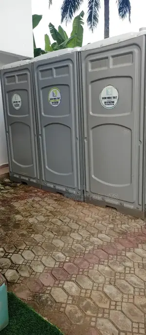 Tailored Mobile Toilet Solutions for Any Event Size