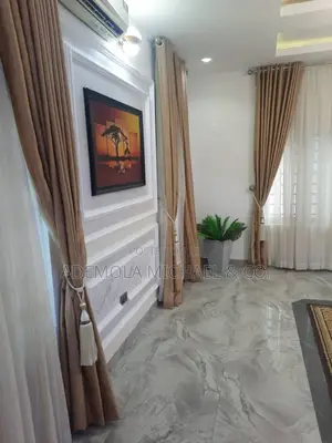 Furnished 5bdrm Duplex in Hill Side Estate for rent