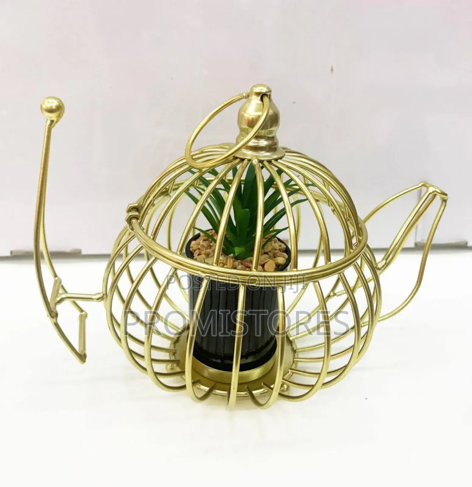 Gold Table Flower Decoration
