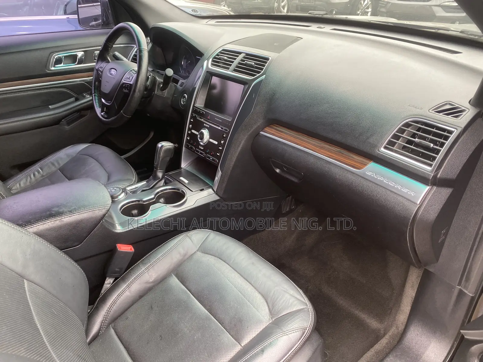 Ford Explorer 2016 Black