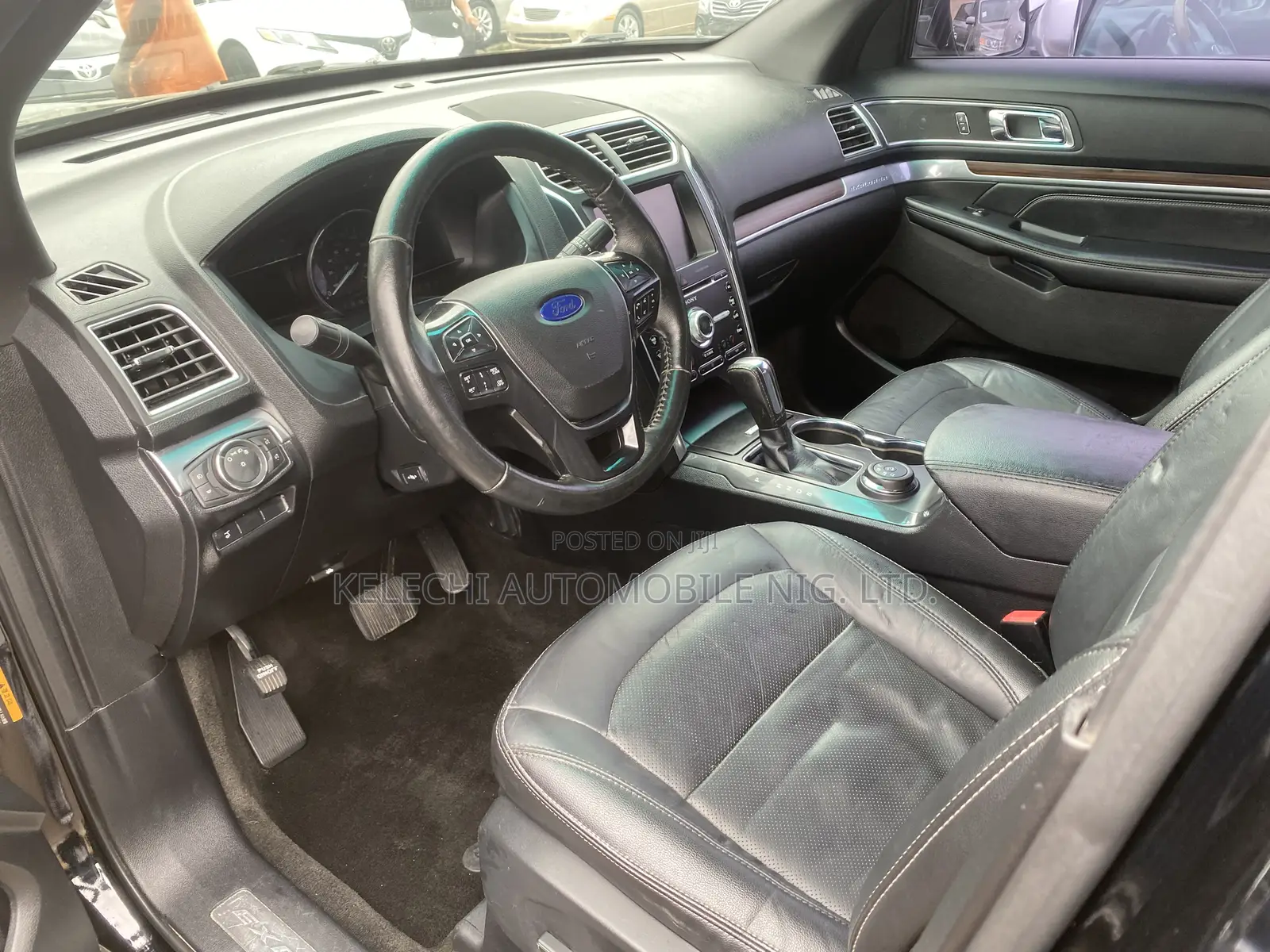 Ford Explorer 2016 Black