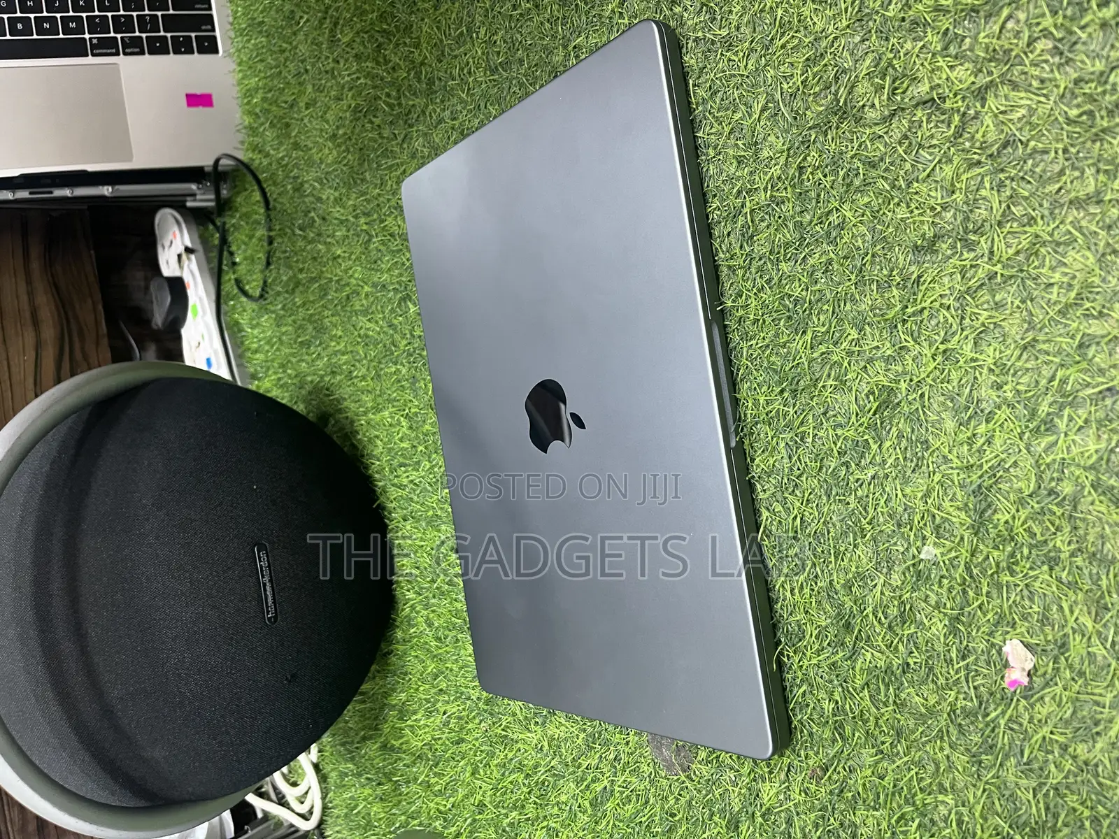 M2 Pro Screen
