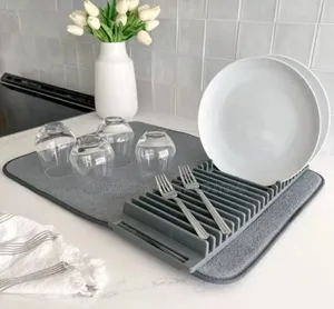 Foldable Water Absorbing/Drainage Utensils Rack Mat.