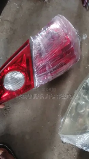 Nissan Rogue Headlight 2008