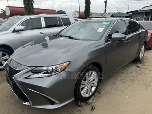 Lexus ES 350 FWD 2015 Gray