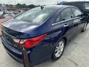 Hyundai Sonata 2012 Blue