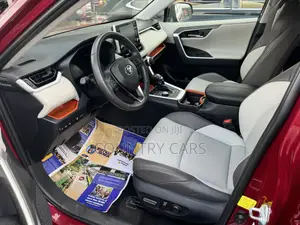 Toyota RAV4 Adventure AWD 2020 Red