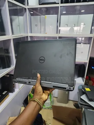 Laptop Dell Precision 7520 32GB Intel SSD 512GB