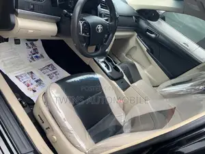 Toyota Camry LE 4dr Sedan (2.5L 4cyl 6A) 2012 Black