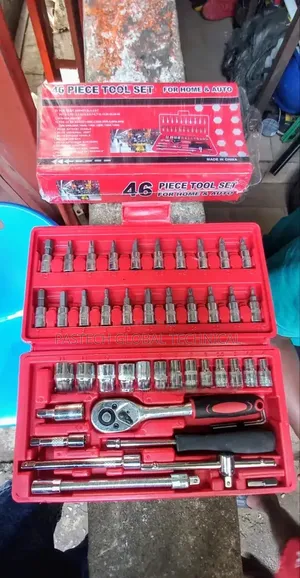 46 Pieces Set of Ratchet Screwdrivers.