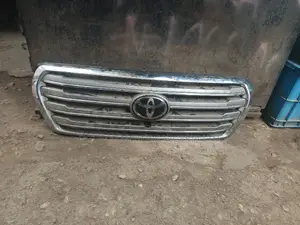 Front Grille Land Cruiser 2012 to 2015 Model
