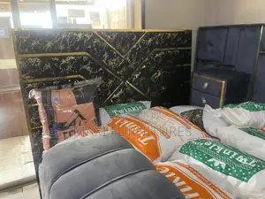 Ofosry Bed With Two Side Cabinet