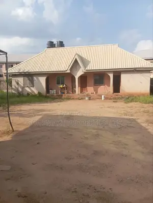 3bdrm Apartment in Agu Awka Axis for sale