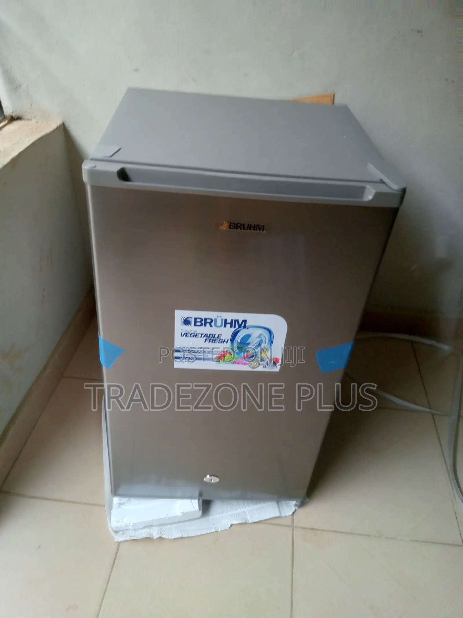 Brumh 93L Single Door Refrigerator