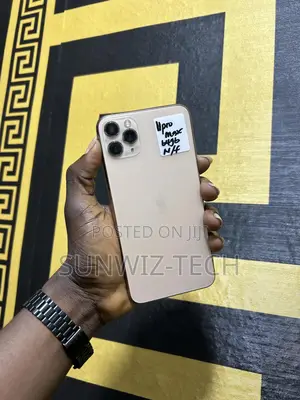 Apple iPhone 11 Pro Max 64 GB Gold
