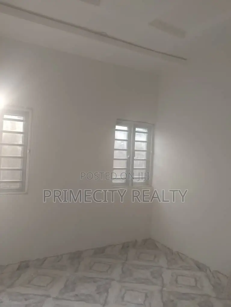 Furnished 4bdrm Block of Flats in Ipaja for sale