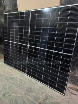 425watts Monocrystalline Canadian Solar Panel