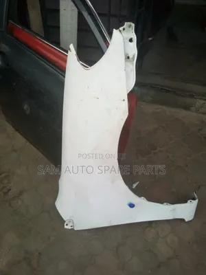 Toyota Corolla 05 Fender Right Side