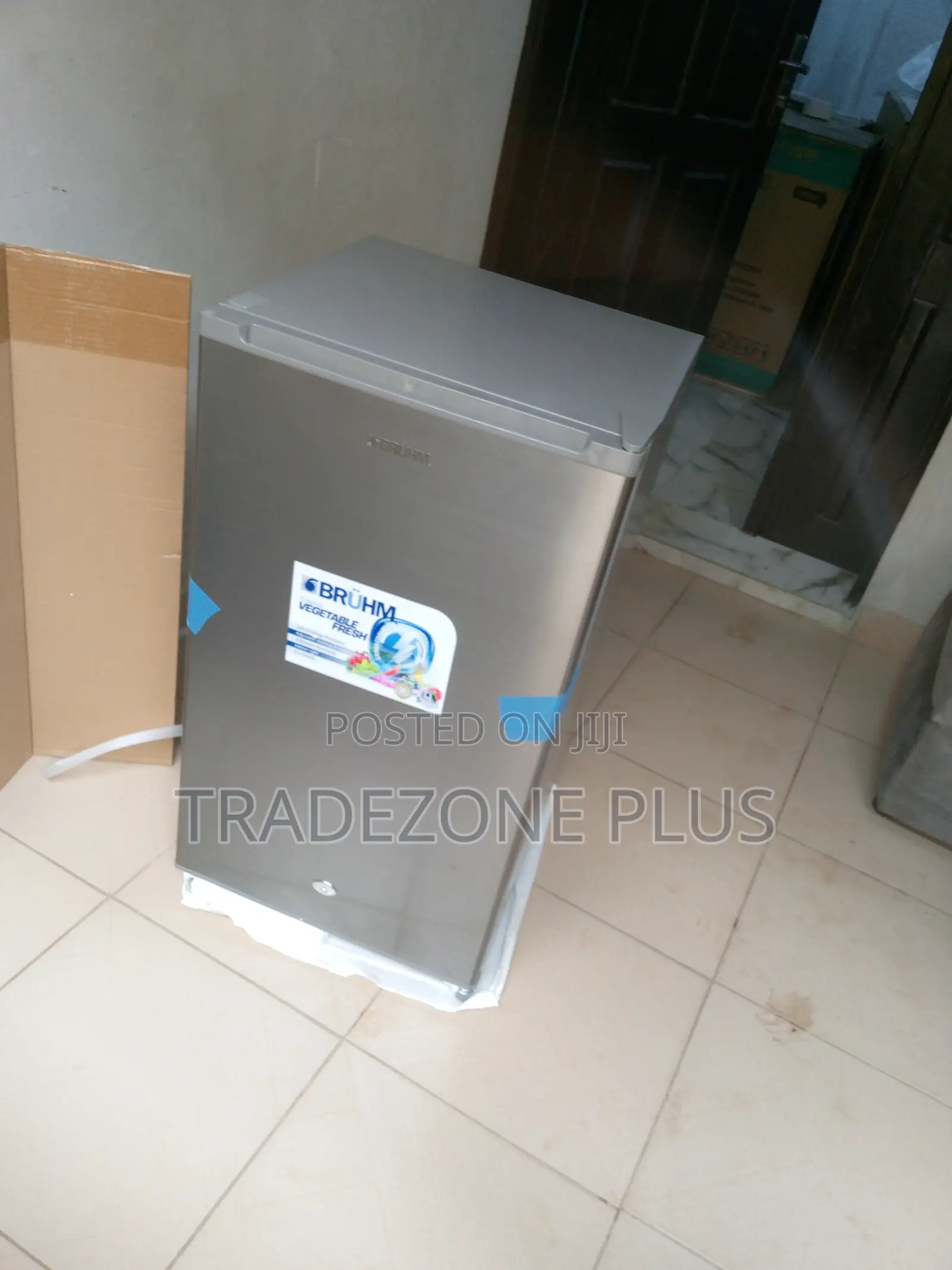 Super Cooling BRS-93mmds Top Freezer Refrigerator