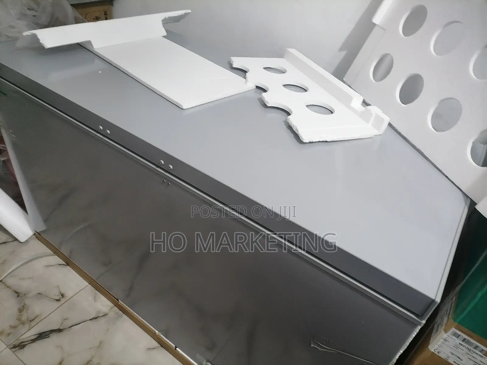 Super Cooling Hisense 420L Chest Freezer {Fc-55dd}