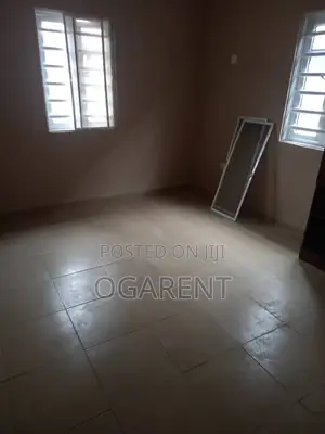 Furnished 3bdrm Apartment in Limit, Sapele Road, Benin City for rent