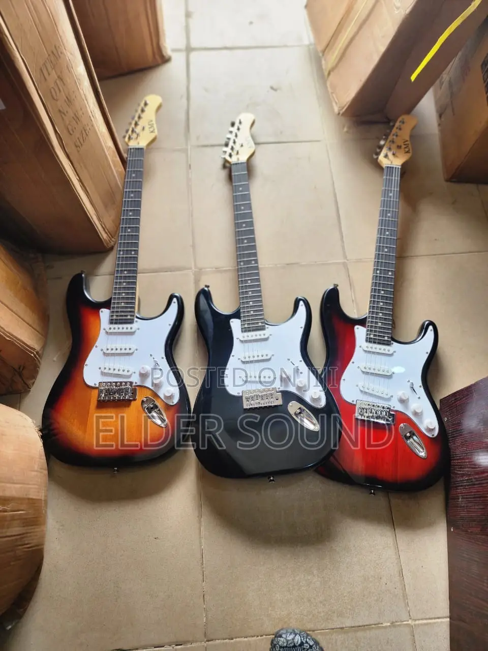 Fender Stratocaster Electric Guitar 6 Strings