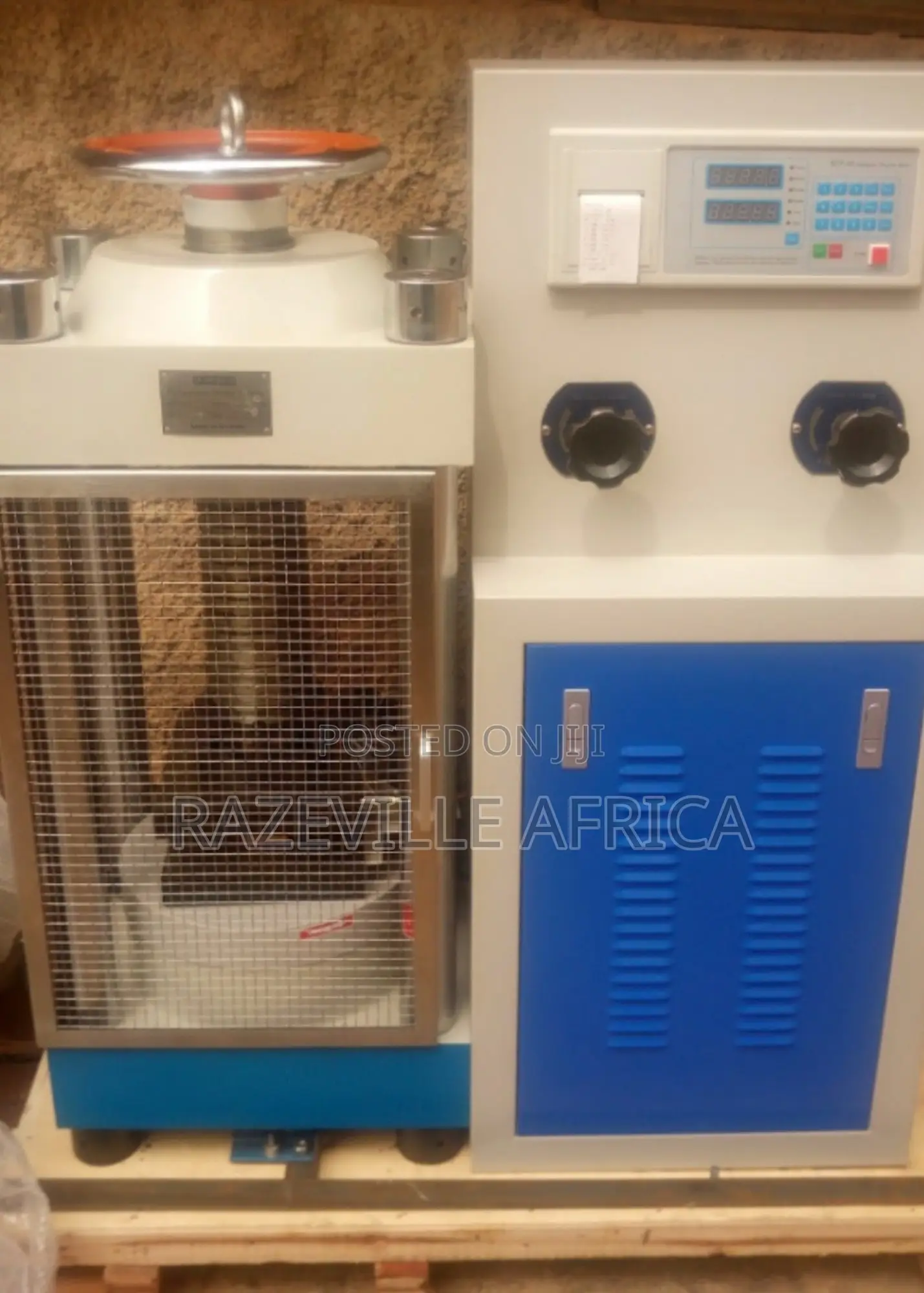 Digital Concrete Compression Test Machine