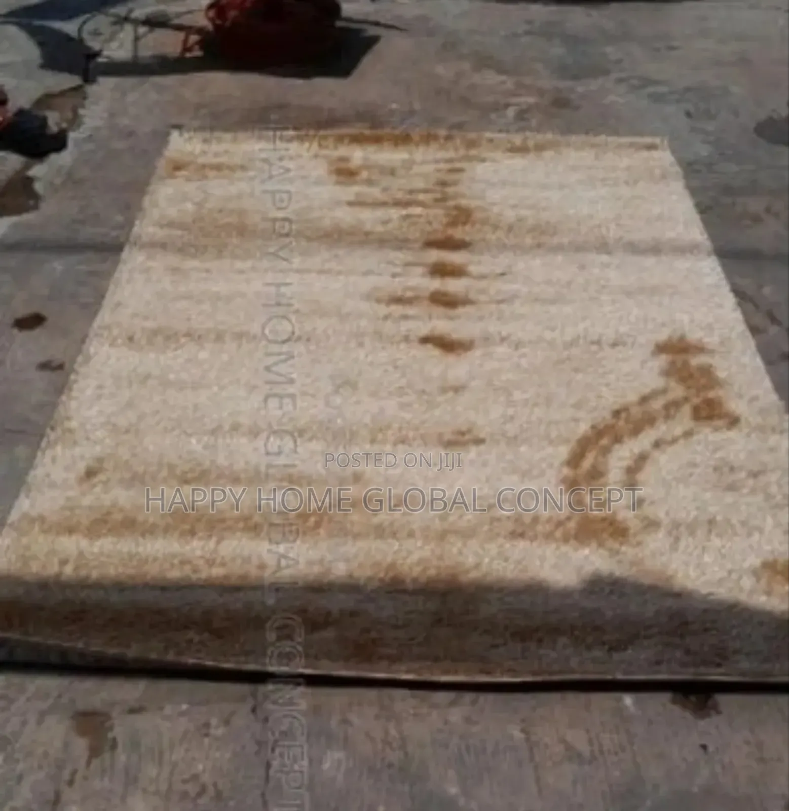 Plain Gold Centre Rug 4 by 6 Feets