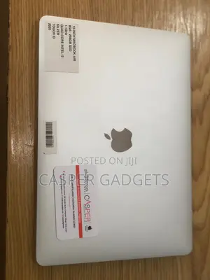 Laptop Apple MacBook Air 2020 8GB Intel Core 2 Quad SSD 256GB