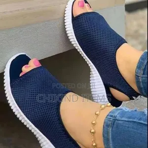 Quality Ladies Sneakers Shoes