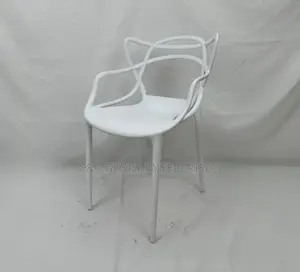 Plastic Restaurant Chair