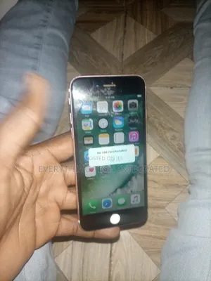 Apple iPhone 6s 16 GB Gold
