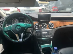 Mercedes-Benz GLA 250 2015 Black