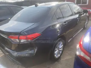 Toyota Corolla 2021 Black