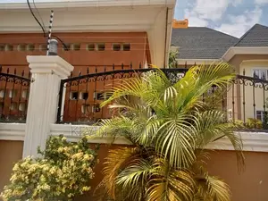 3bdrm Block of Flats in Abba Nsugbe, Anambra East for rent