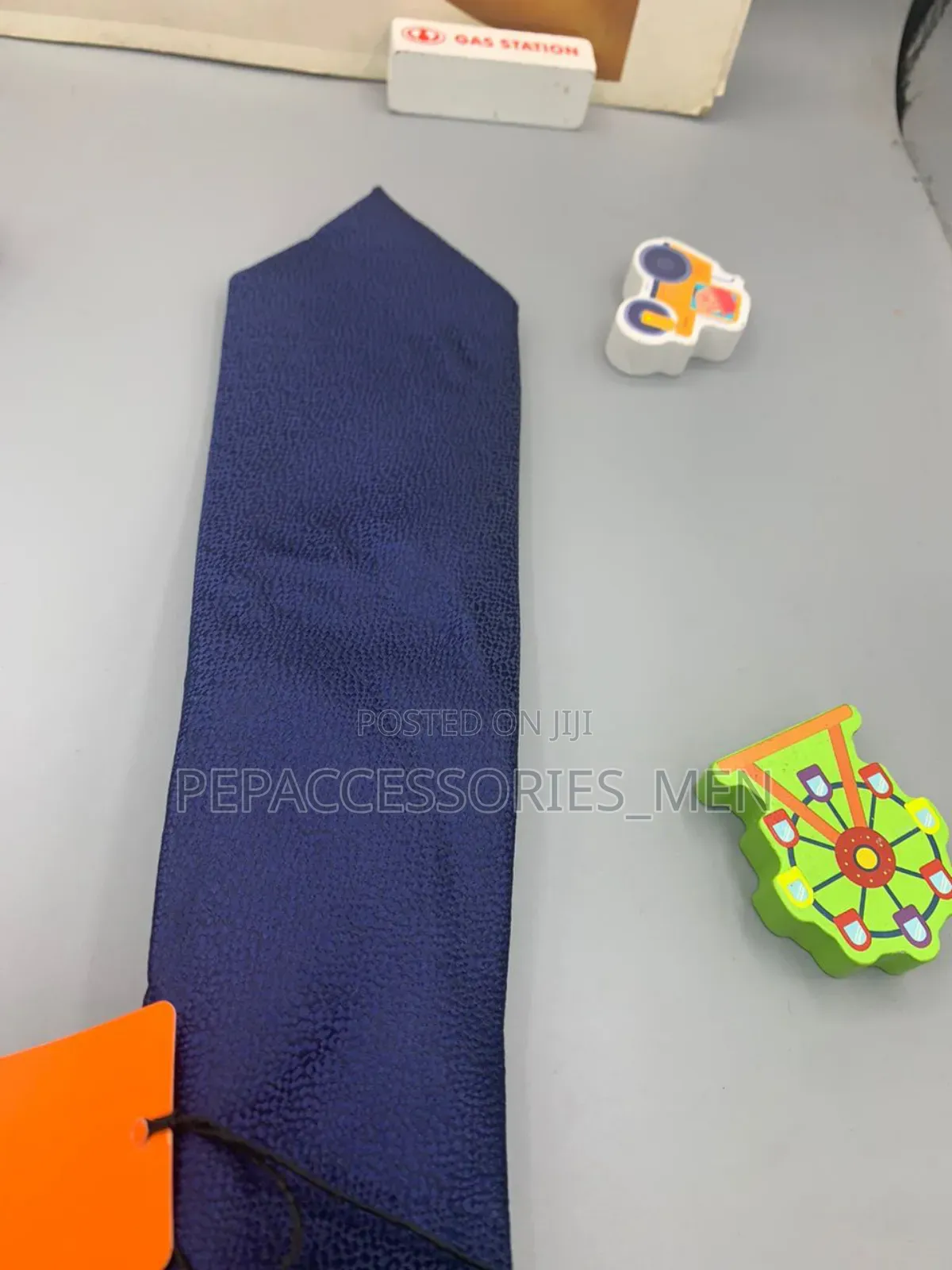 Plain Ties