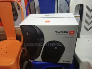 JBL Studio Monitors 104 Bt