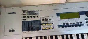 Neat Uk Used YAMAHA MO6
