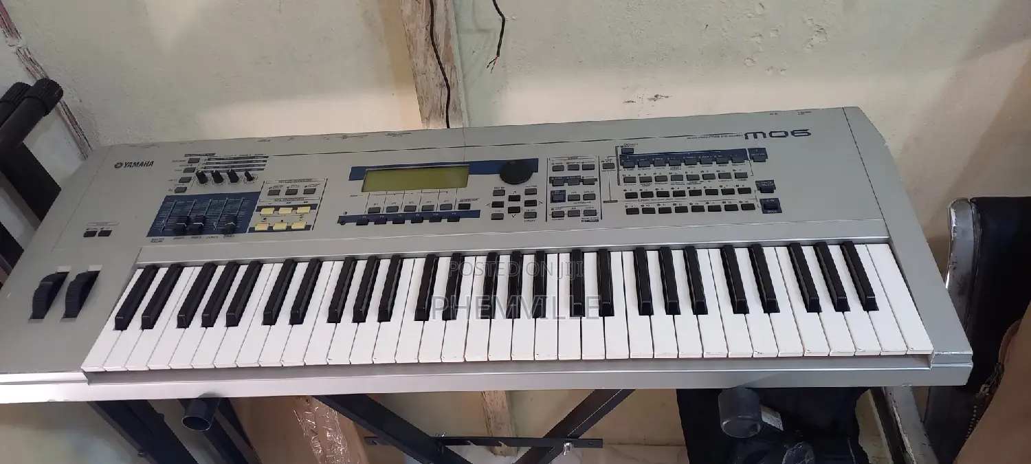 Neat Uk Used YAMAHA MO6